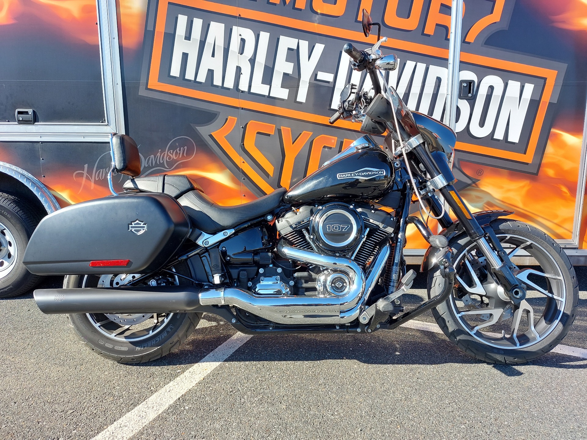 2018 Harley-Davidson Sport Glide® in Fredericksburg, Virginia - Photo 1