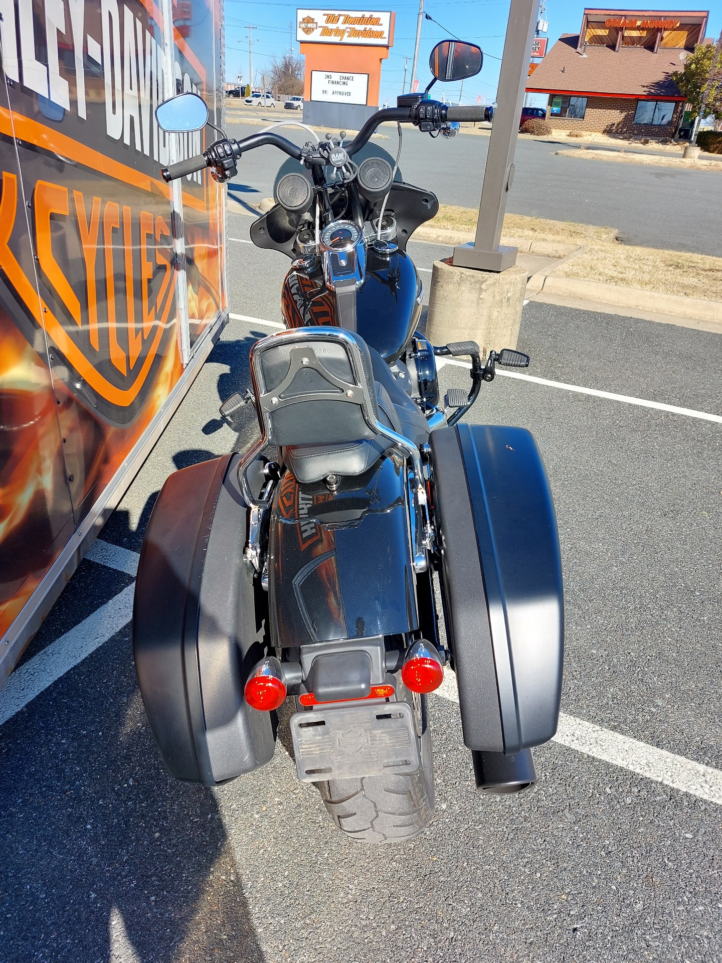 2018 Harley-Davidson Sport Glide® in Fredericksburg, Virginia - Photo 8