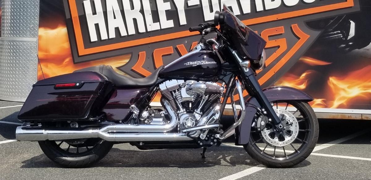 2014 Harley-Davidson Street Glide® Special in Fredericksburg, Virginia - Photo 1