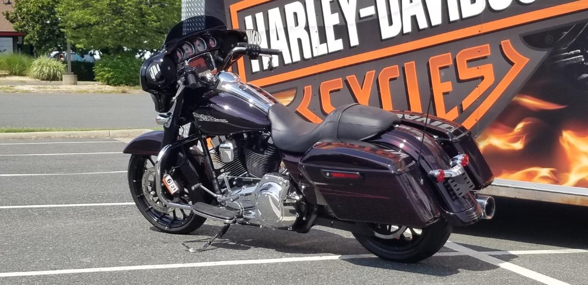 2014 Harley-Davidson Street Glide® Special in Fredericksburg, Virginia - Photo 6