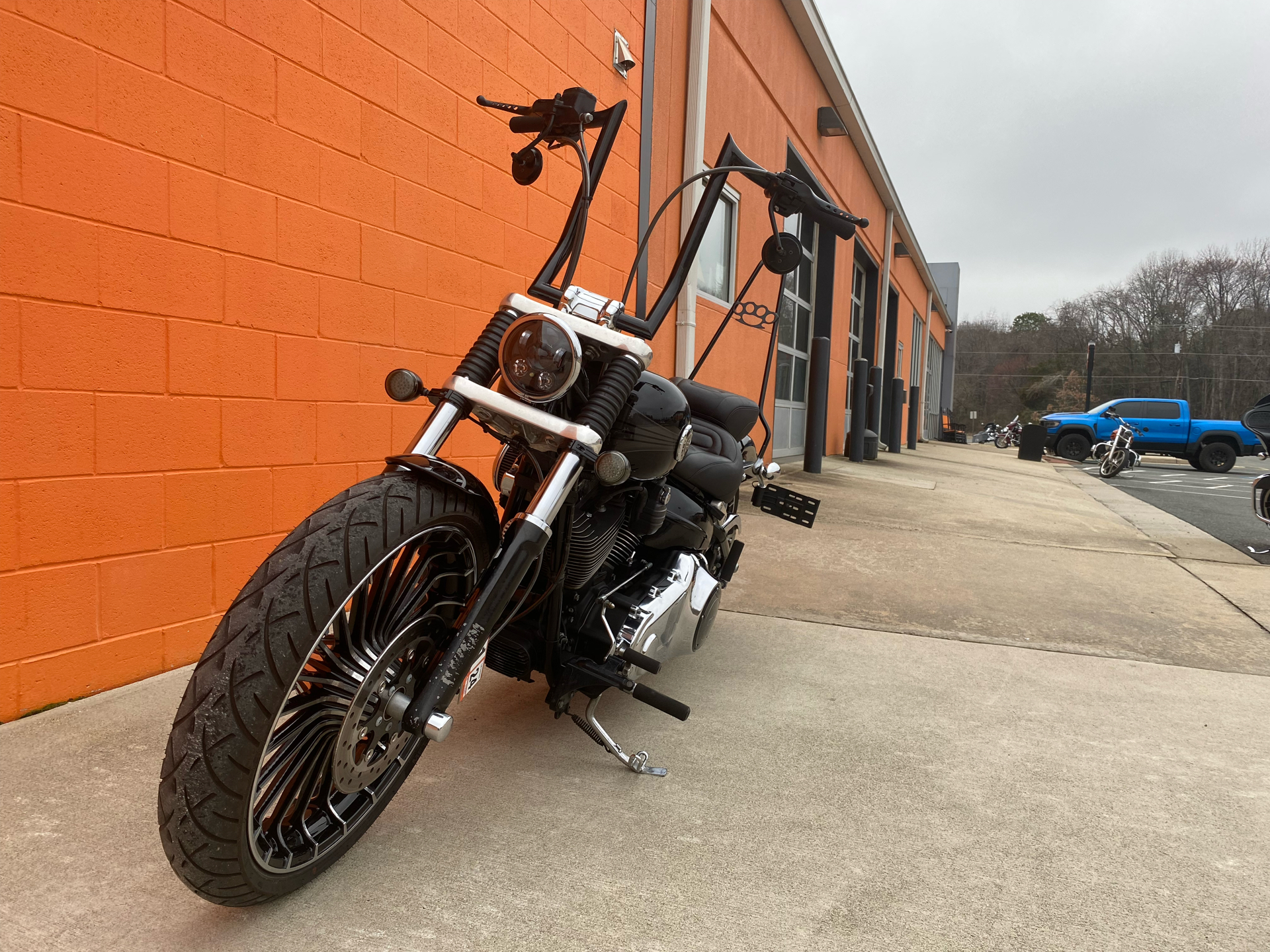2013 Harley-Davidson Softail® Breakout® in Fredericksburg, Virginia - Photo 4