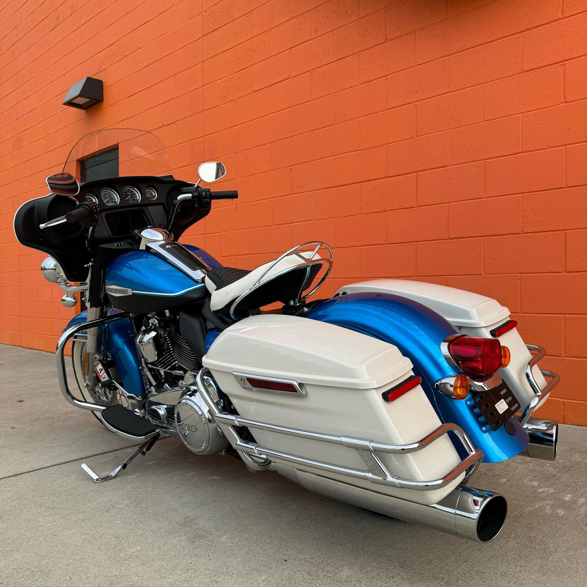 2021 Harley-Davidson Electra Glide® Revival™ in Fredericksburg, Virginia - Photo 6