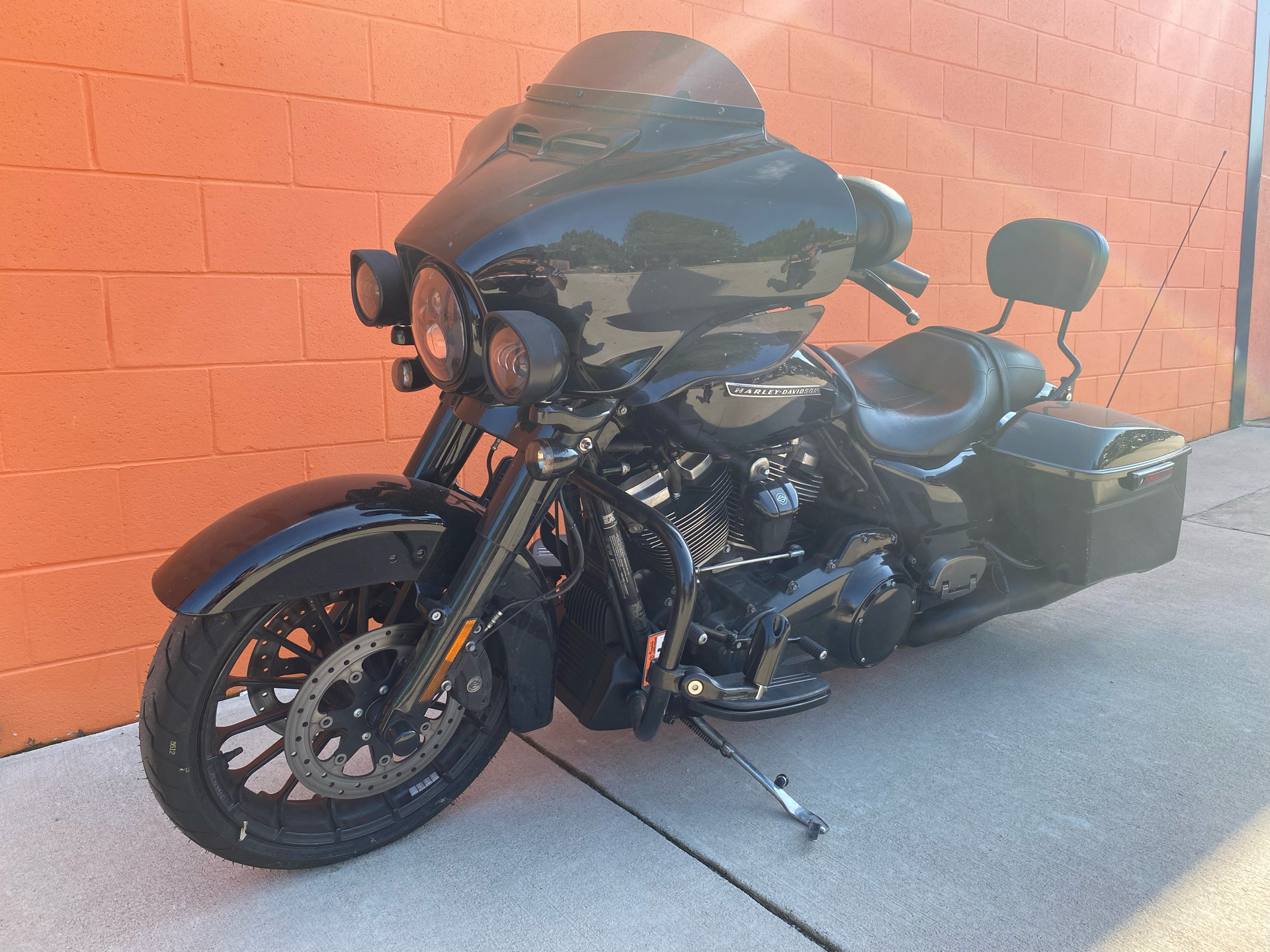 2018 Harley-Davidson STREET GLIDE SPECIAL in Fredericksburg, Virginia - Photo 4