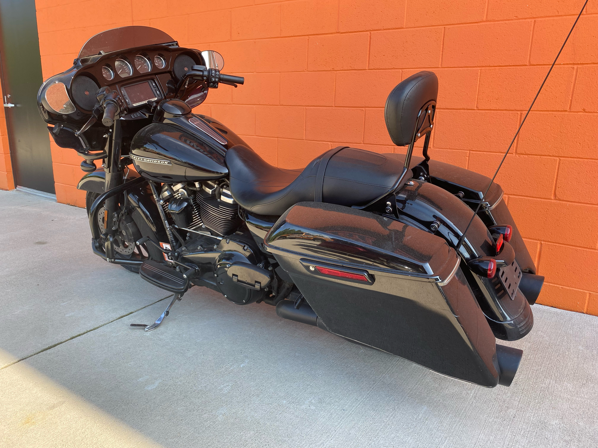 2018 Harley-Davidson STREET GLIDE SPECIAL in Fredericksburg, Virginia - Photo 6
