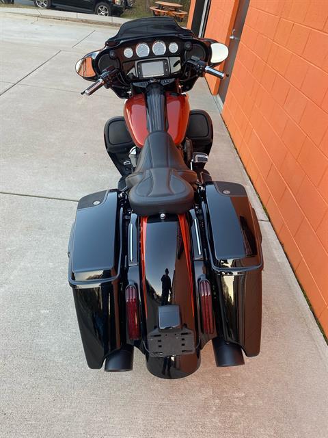 2017 Harley-Davidson CVO™ Street Glide® in Fredericksburg, Virginia - Photo 8