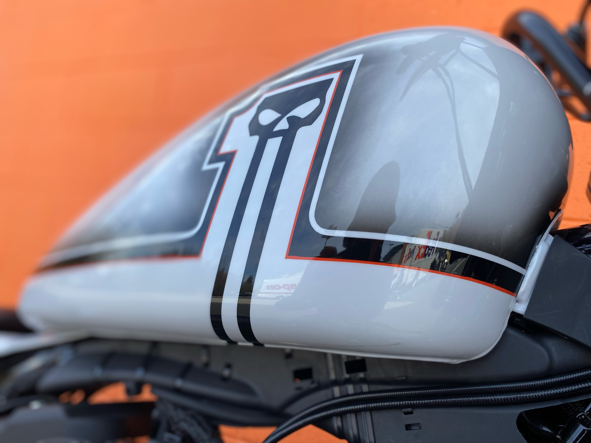 2021 Harley-Davidson Iron 883™ in Fredericksburg, Virginia - Photo 2