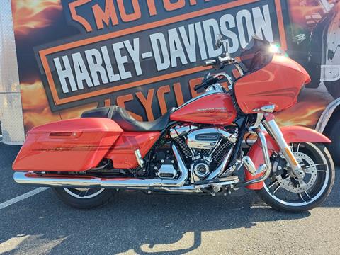 2017 Harley-Davidson Road Glide® Special in Fredericksburg, Virginia - Photo 1