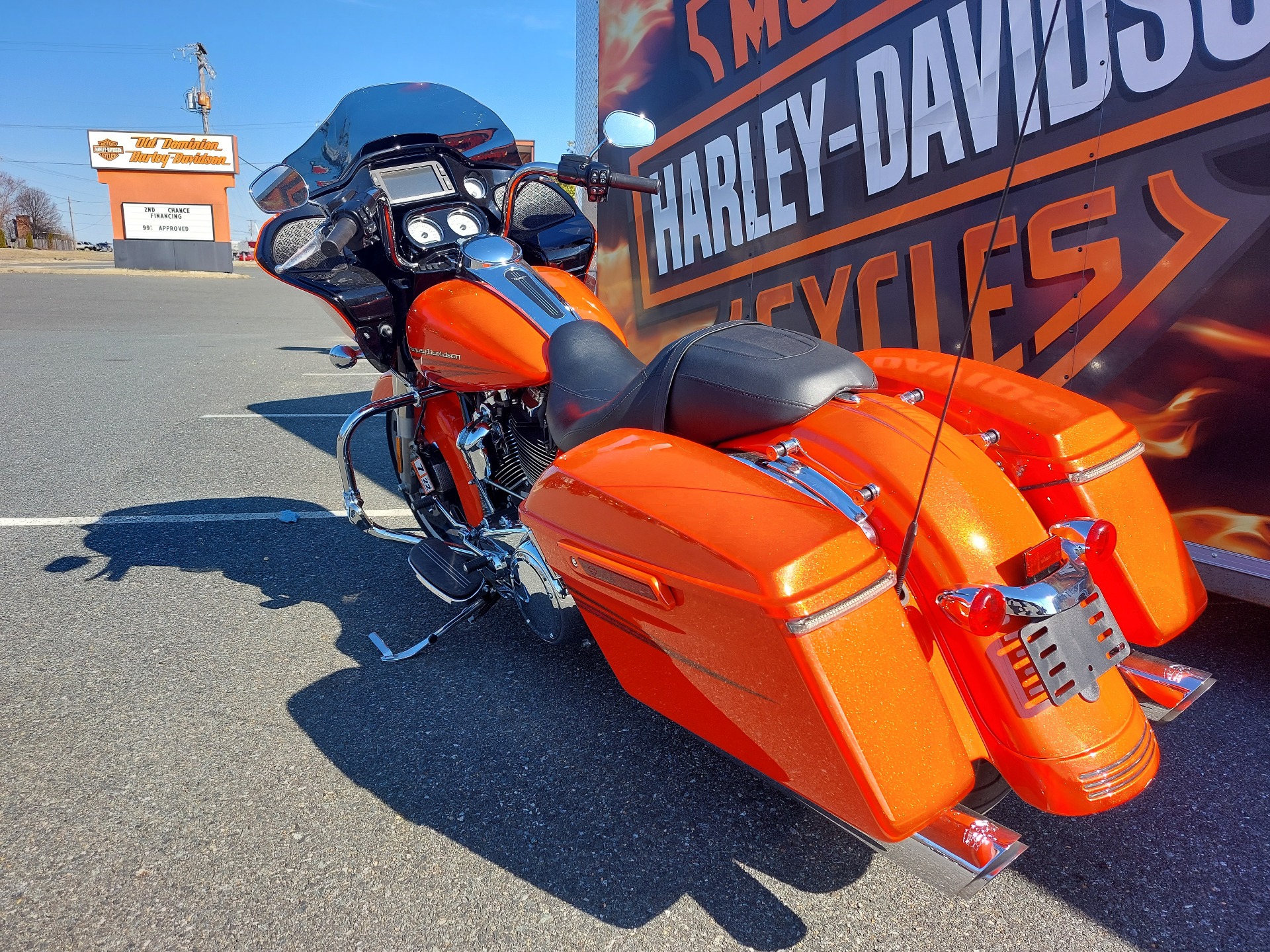 2017 Harley-Davidson Road Glide® Special in Fredericksburg, Virginia - Photo 6