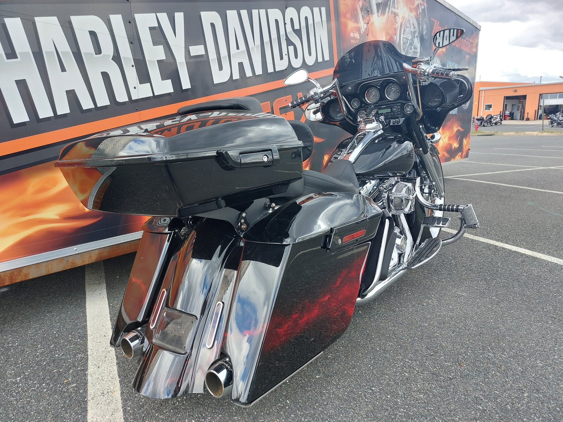 2009 Harley-Davidson Street Glide® in Fredericksburg, Virginia - Photo 5
