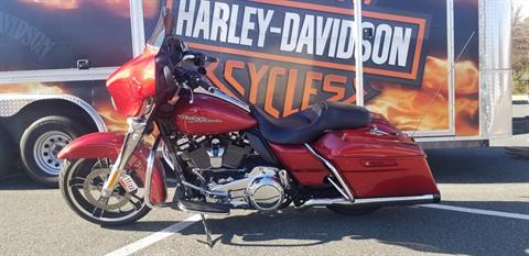 2018 Harley-Davidson Street Glide® in Fredericksburg, Virginia - Photo 2