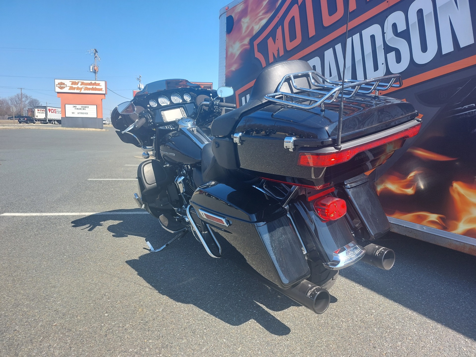 2018 Harley-Davidson Electra Glide® Ultra Classic® in Fredericksburg, Virginia - Photo 6