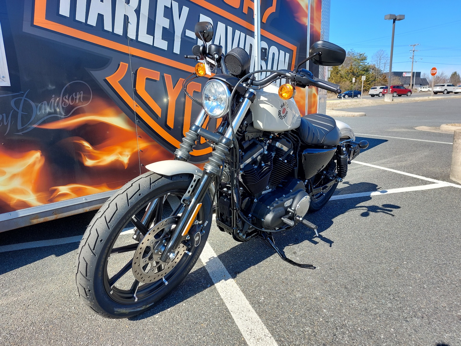 2022 Harley-Davidson Iron 883™ in Fredericksburg, Virginia - Photo 4