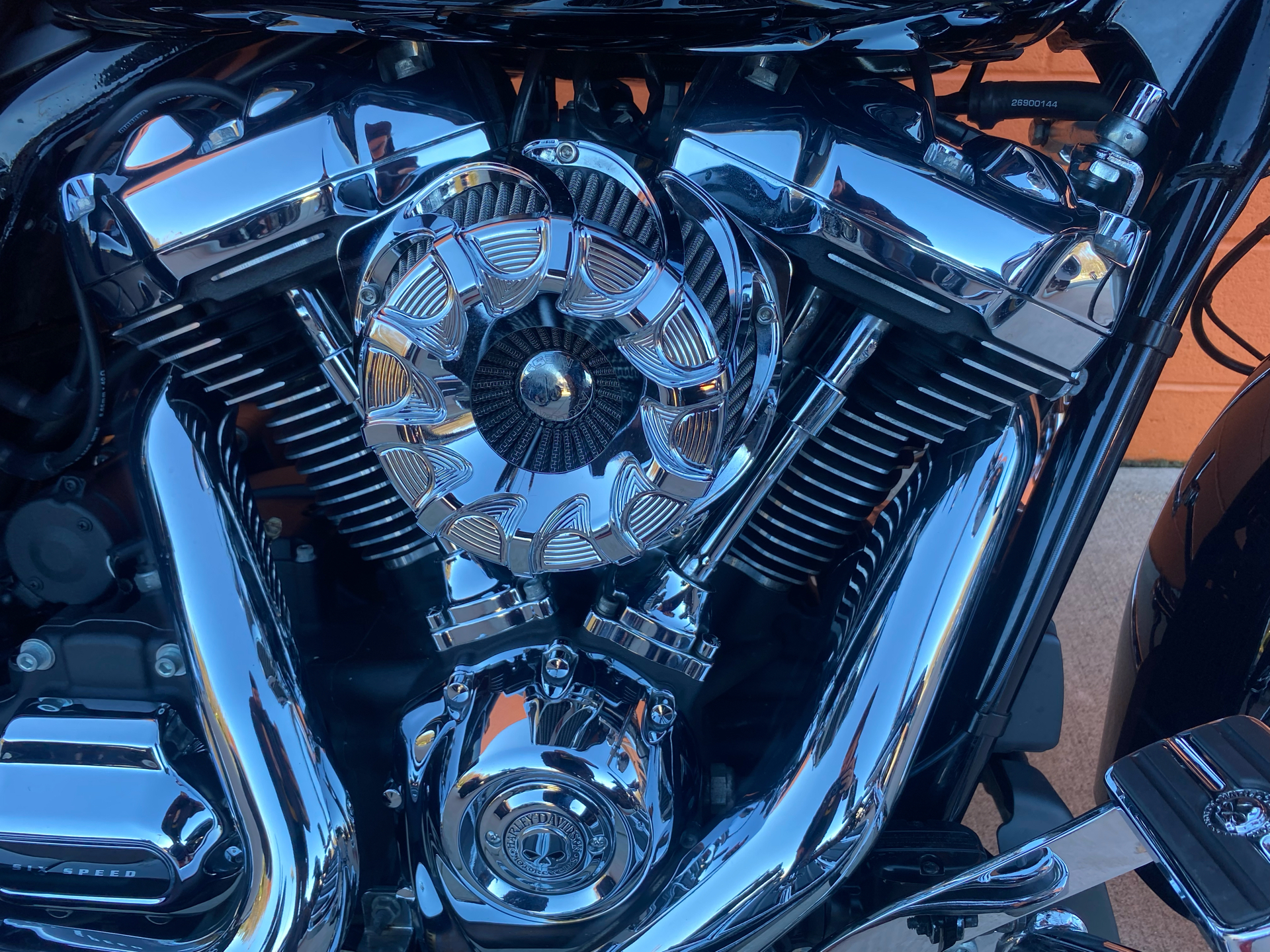 2017 Harley-Davidson Street Glide® Special in Fredericksburg, Virginia - Photo 9