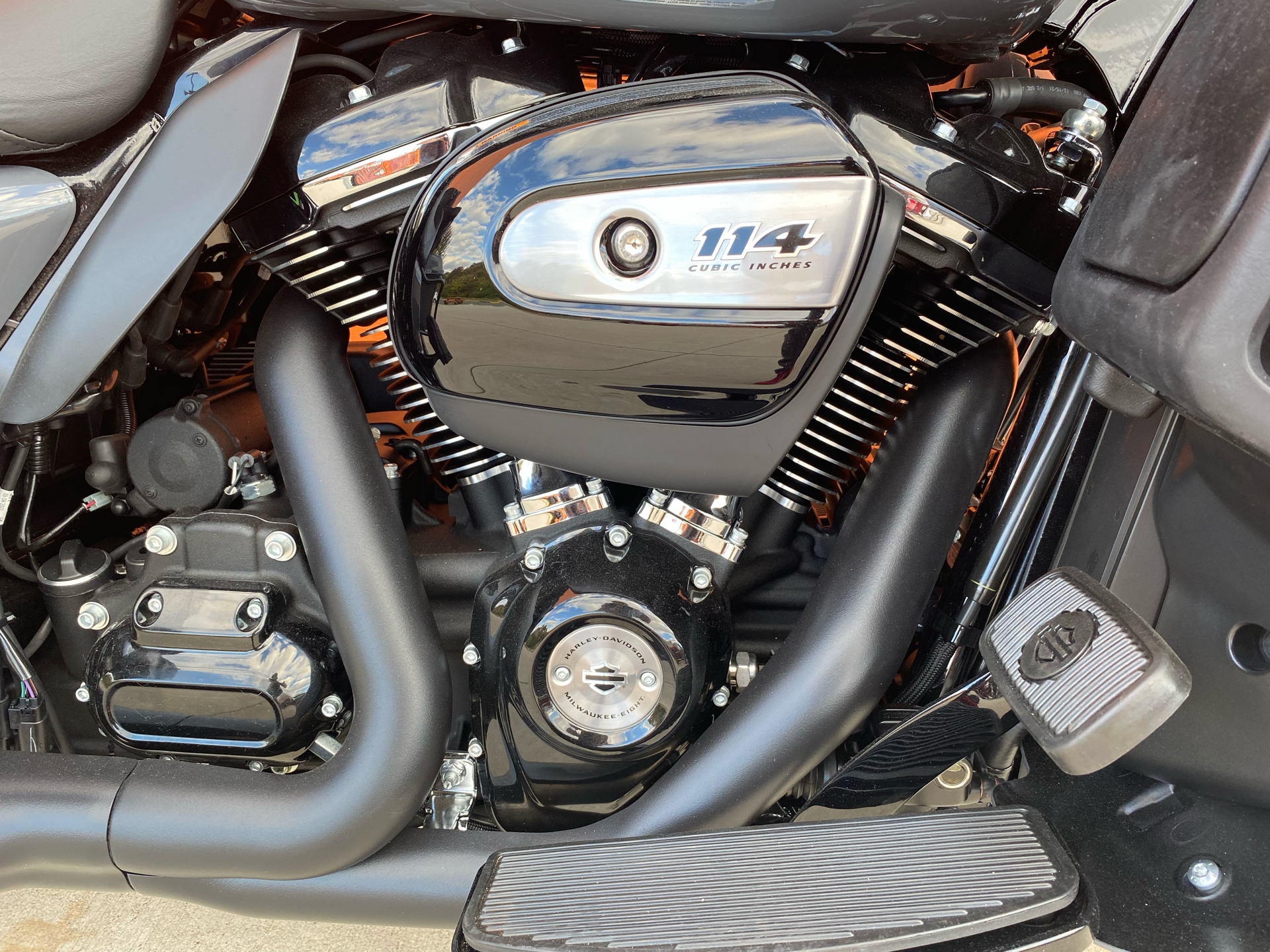 2022 Harley-Davidson ULTRA LIMITED in Fredericksburg, Virginia - Photo 9