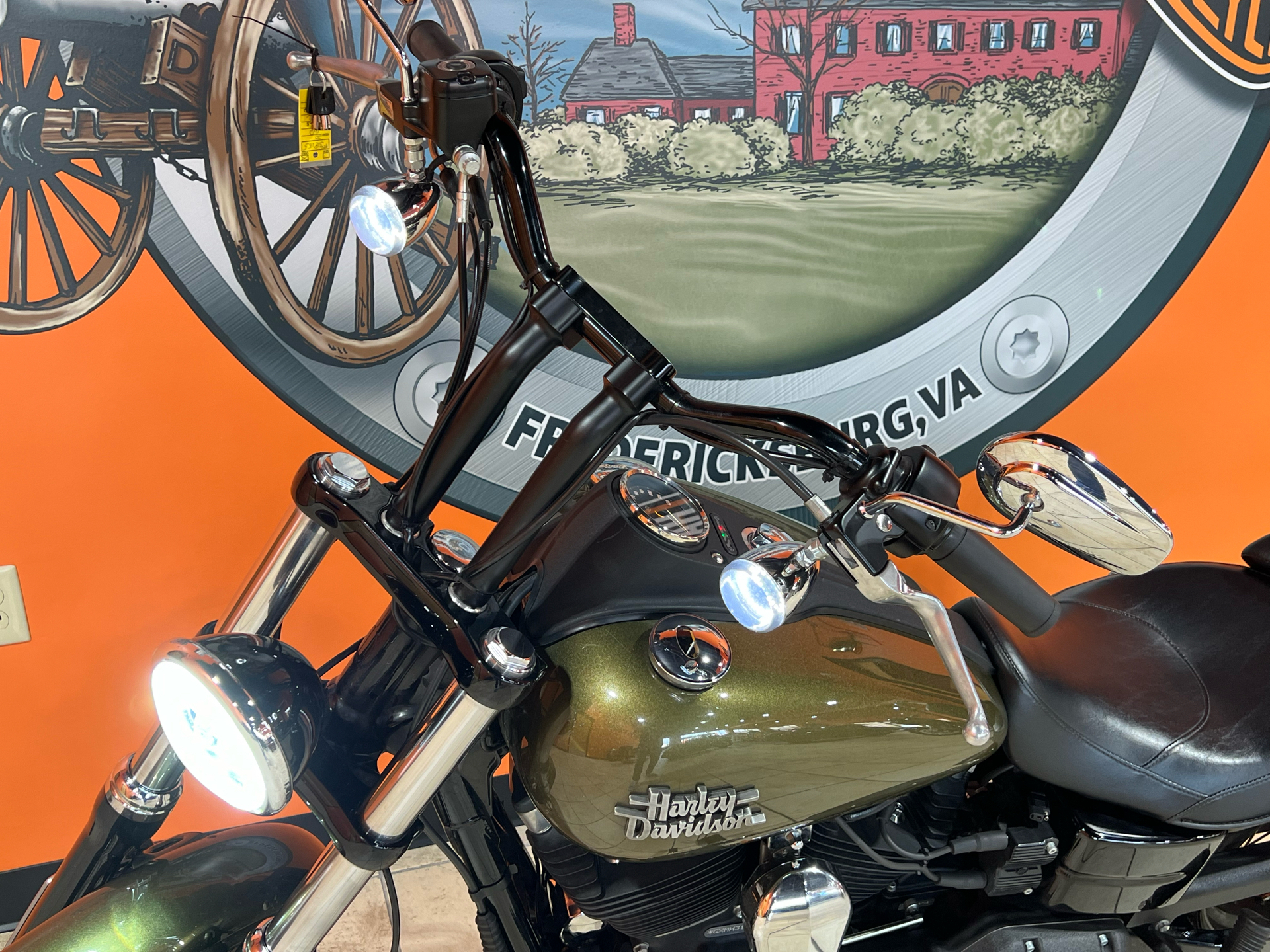 2017 Harley-Davidson Street Bob® in Fredericksburg, Virginia - Photo 8