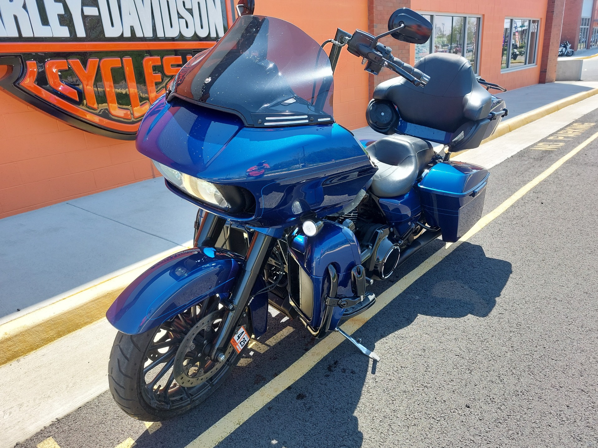 2015 Harley-Davidson ROAD GLIDE SPECIAL in Fredericksburg, Virginia - Photo 4