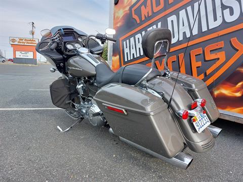 2019 Harley-Davidson Road Glide® in Fredericksburg, Virginia - Photo 6