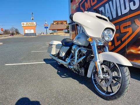 2022 Harley-Davidson Street Glide® Special in Fredericksburg, Virginia - Photo 3