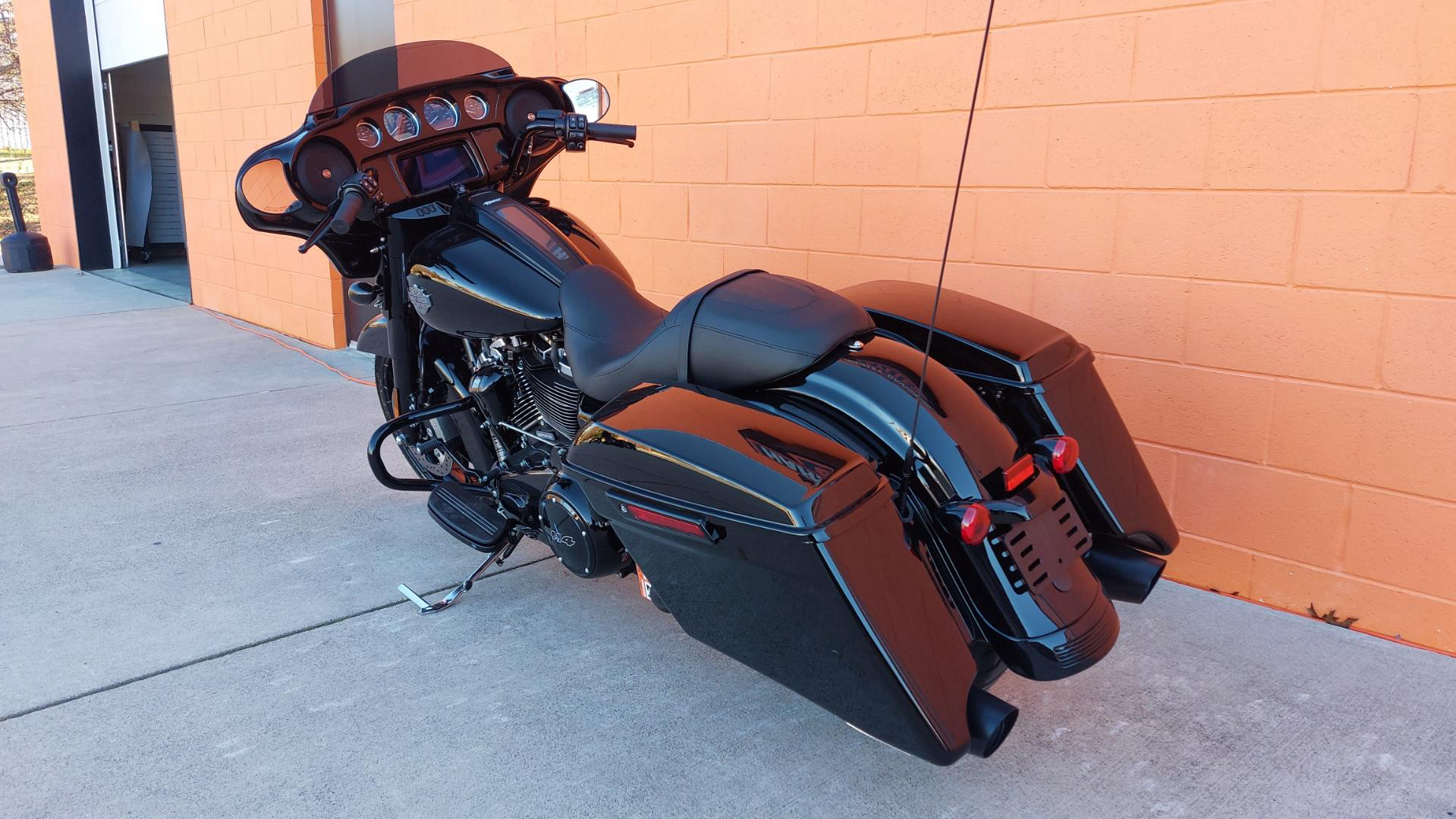 2023 Harley-Davidson Street Glide® Special in Fredericksburg, Virginia - Photo 6