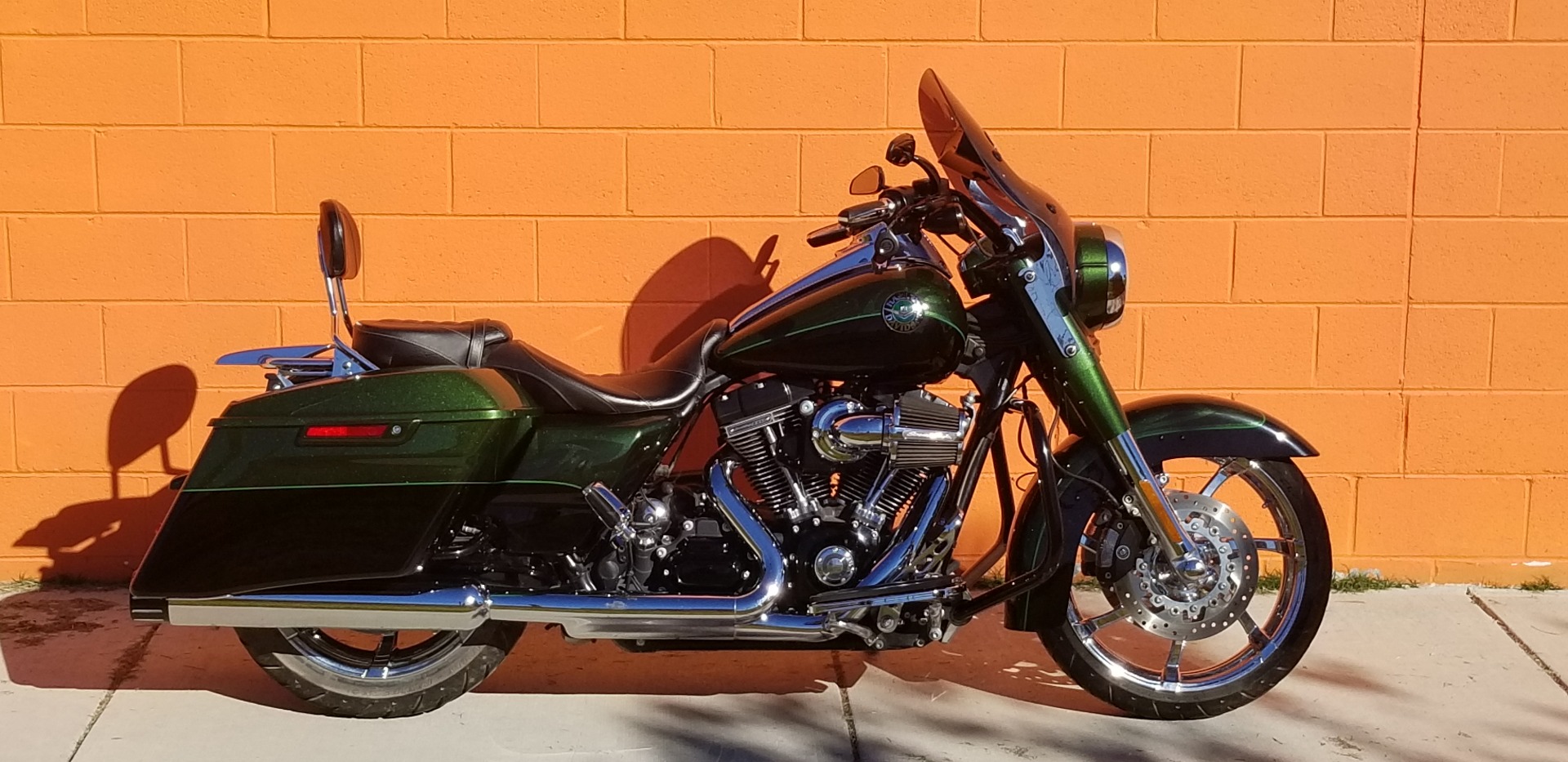 2014 Harley-Davidson CVO™ Road King® in Fredericksburg, Virginia - Photo 1