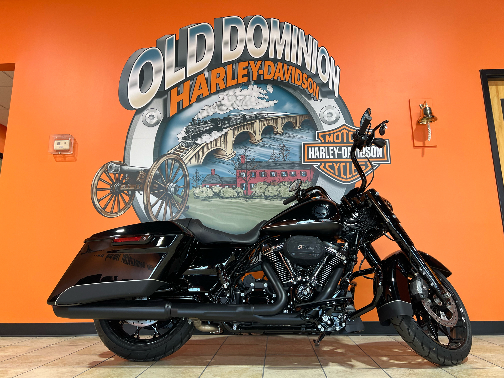 2023 Harley-Davidson Road King® Special in Fredericksburg, Virginia - Photo 1