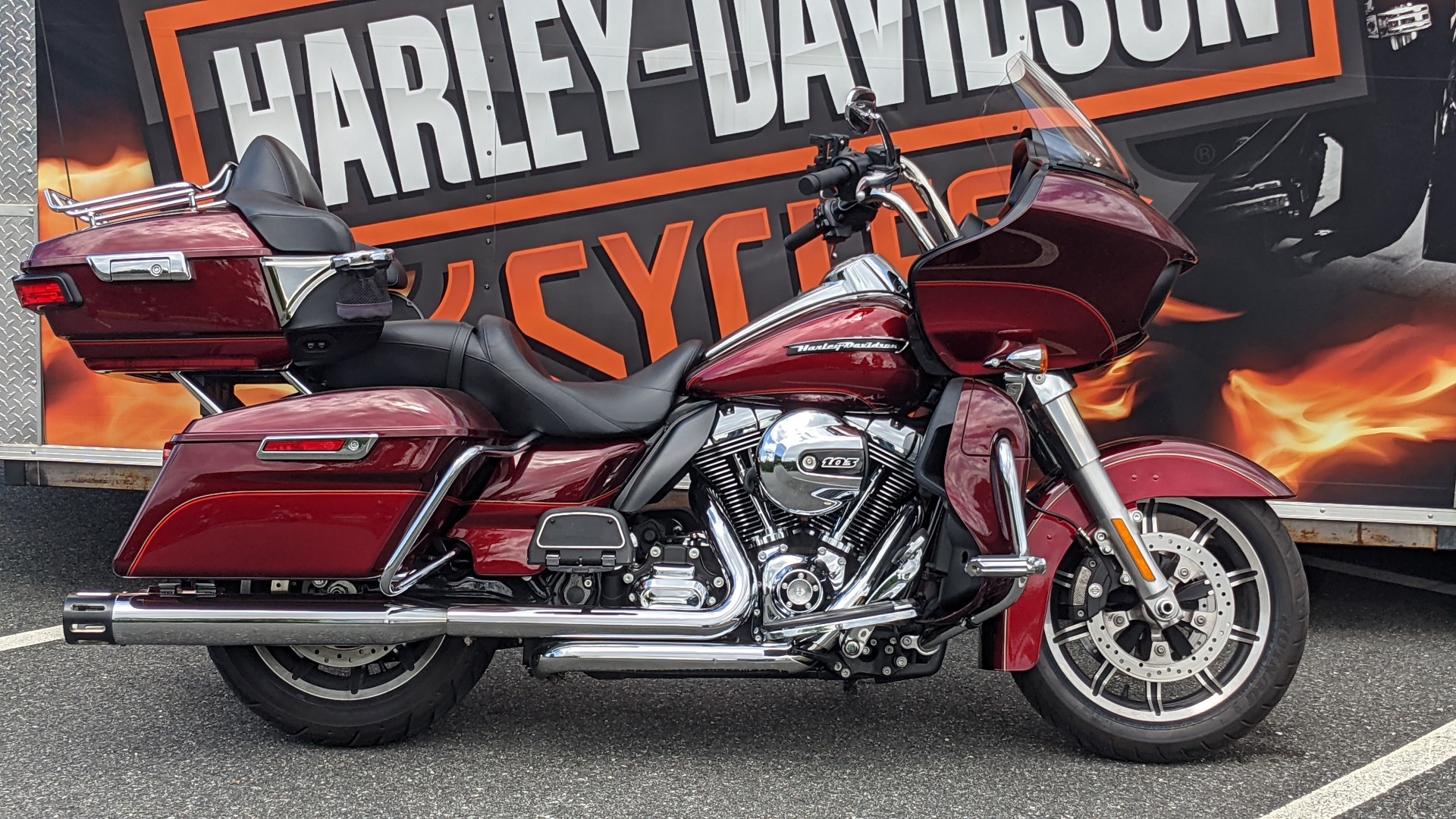 Used 2016 Harley Davidson Road Glide Ultra Motorcycles In Fredericksburg Va 679300 Mysterious Red Sunglo Velocity Red Sunglo