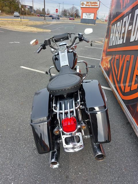 2005 Harley-Davidson FLHRCI Road King® Classic in Fredericksburg, Virginia - Photo 8