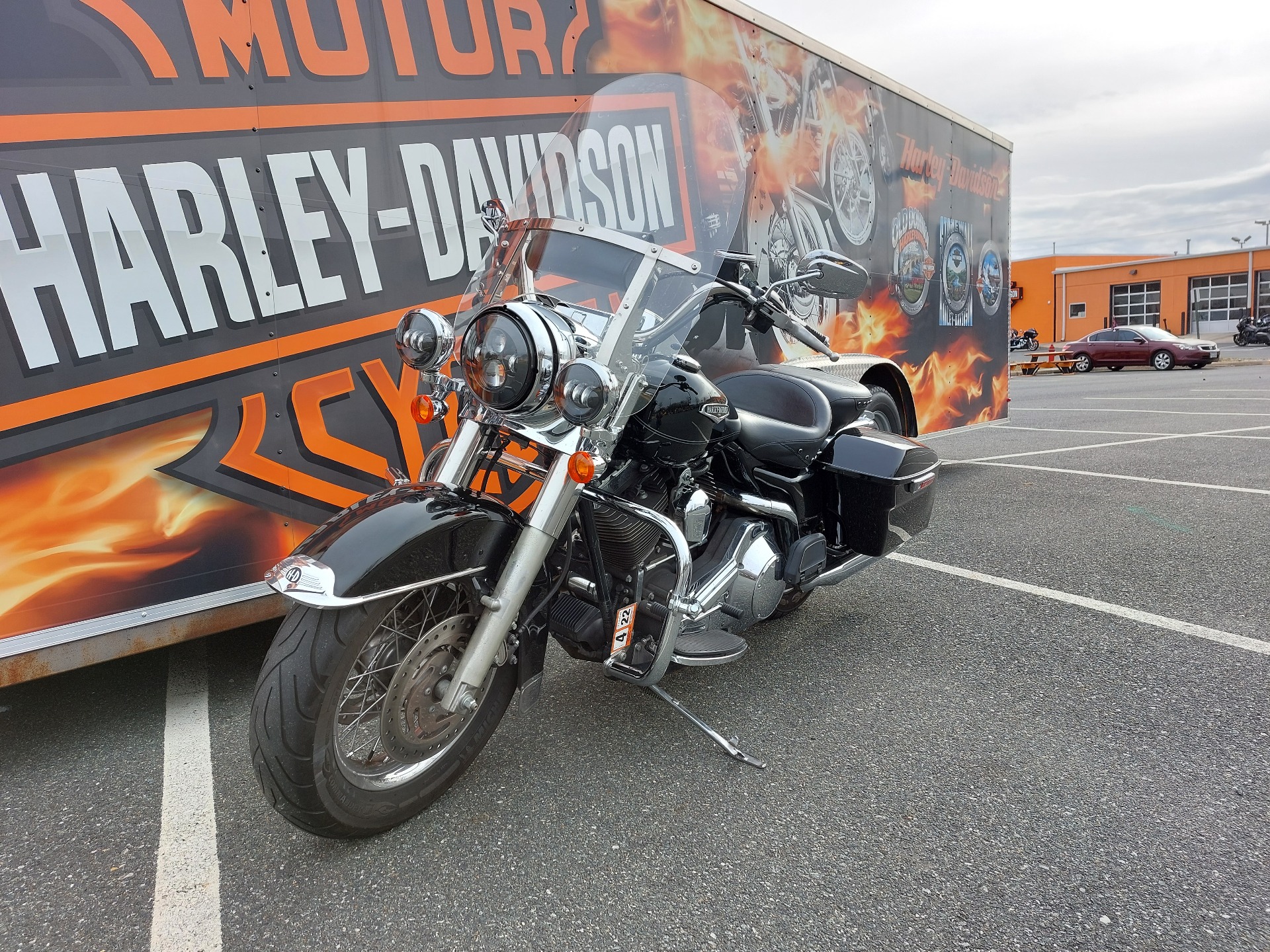 2005 Harley-Davidson FLHRCI Road King® Classic in Fredericksburg, Virginia - Photo 4