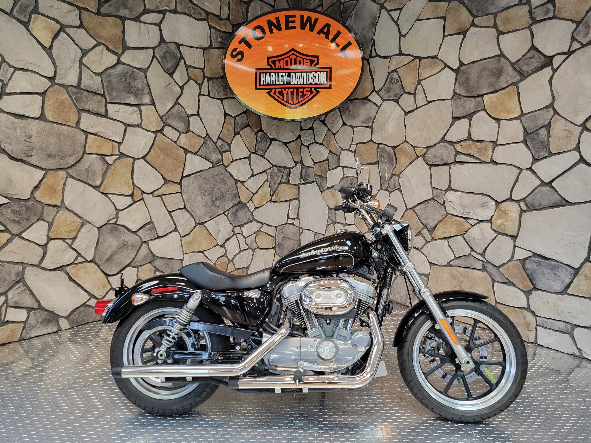 2017 Harley-Davidson Superlow® in Orange, Virginia - Photo 4