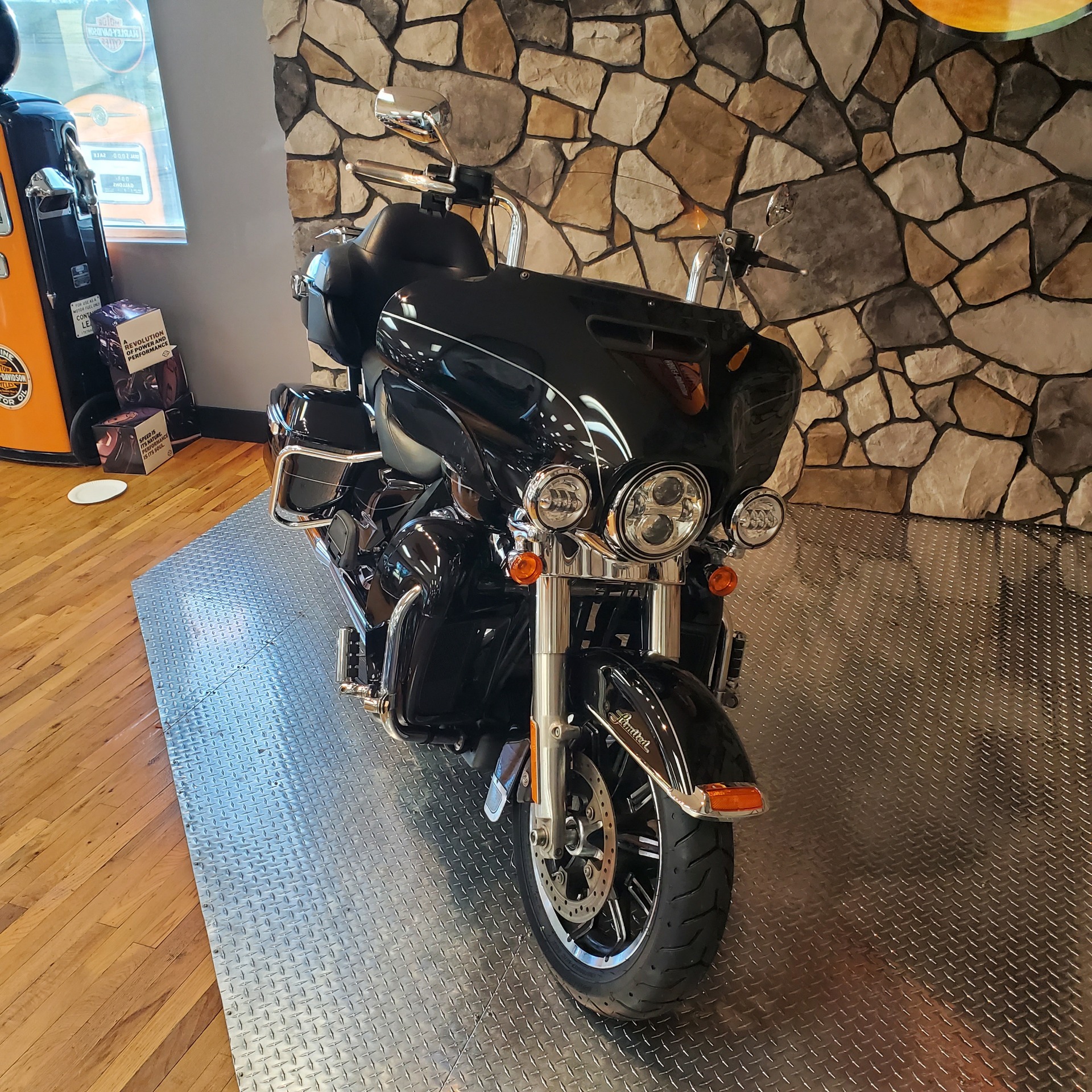 2016 Harley-Davidson Ultra Limited in Orange, Virginia - Photo 4
