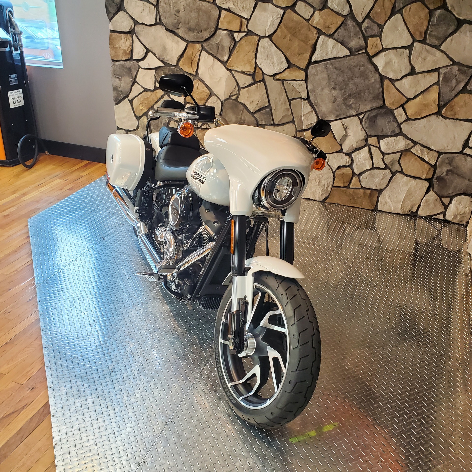 2021 Harley-Davidson FLSB " Sport Glide" in Orange, Virginia - Photo 3