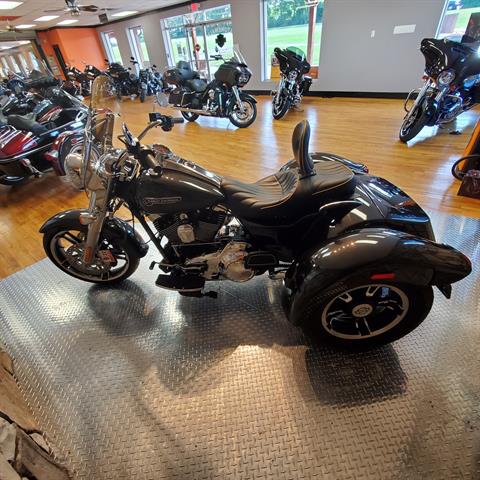 2016 Harley-Davidson Freewheeler™ in Orange, Virginia - Photo 2