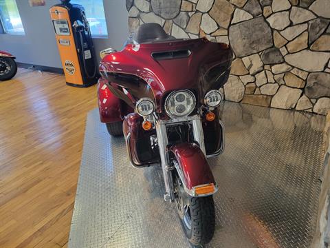 2015 Harley-Davidson Tri Glide® Ultra in Orange, Virginia - Photo 3