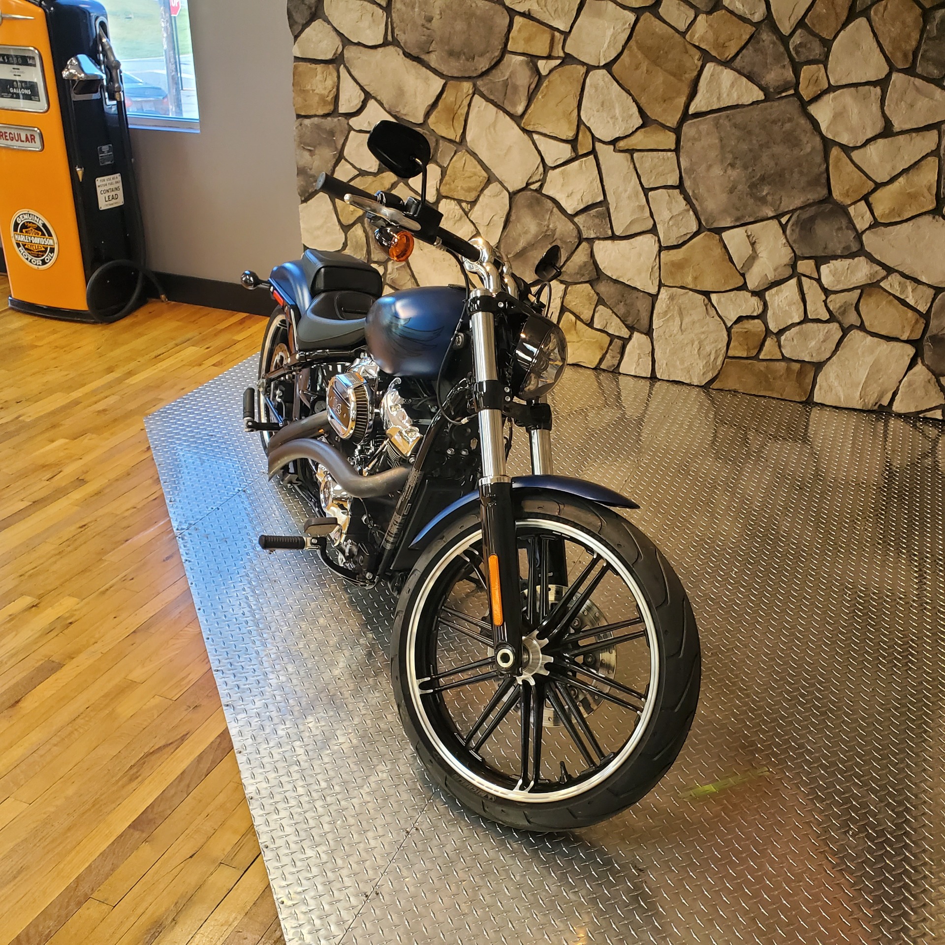 2018 Harley-Davidson Breakout® 114 in Orange, Virginia - Photo 3