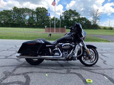 2017 Harley-Davidson Street Glide® Special in Orange, Virginia - Photo 15
