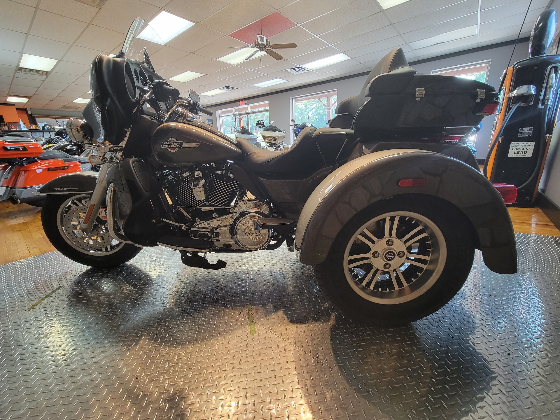 2023 Harley-Davidson Tri Glide® Ultra in Orange, Virginia - Photo 4