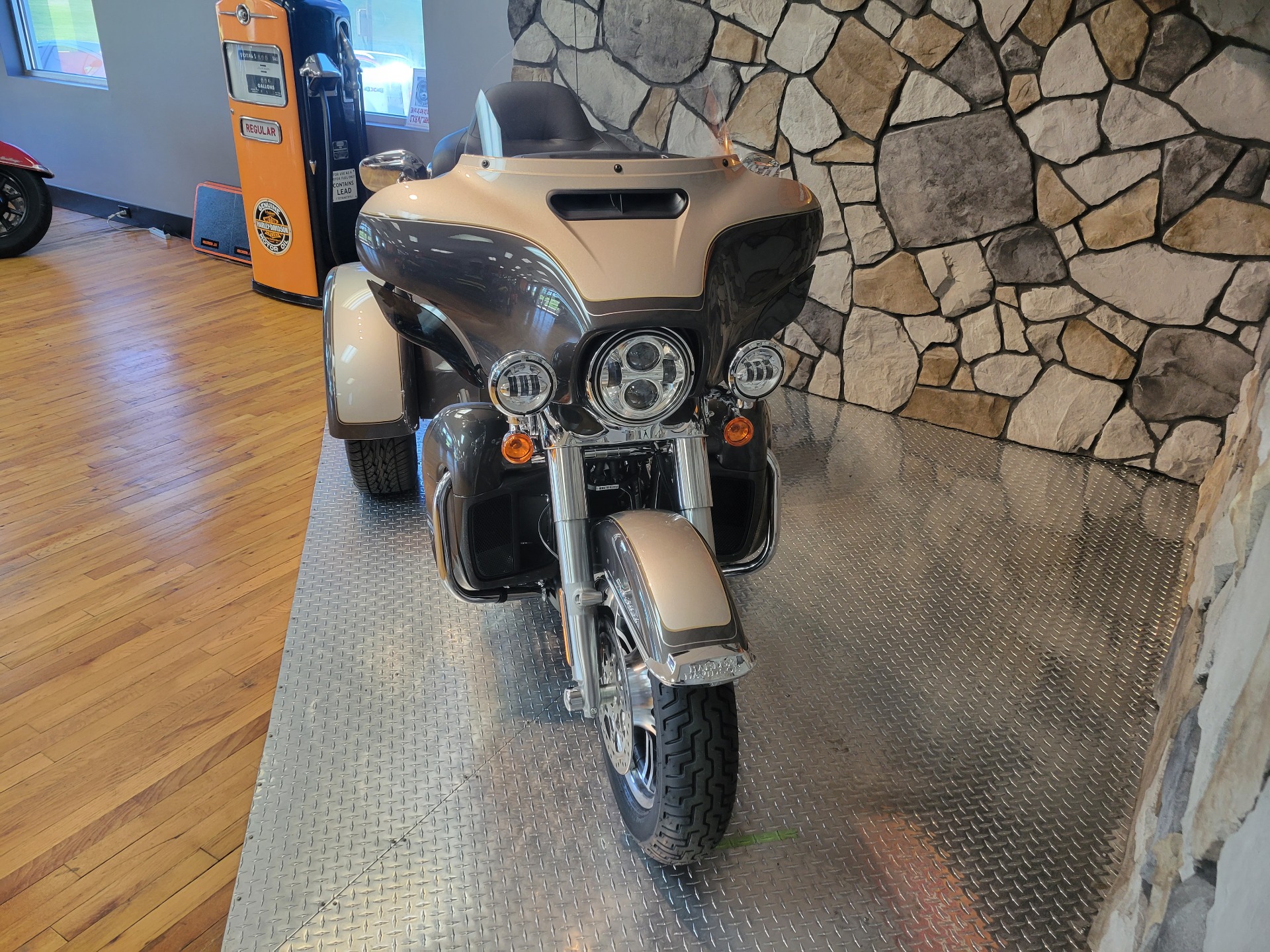 2023 Harley-Davidson Tri Glide® Ultra in Orange, Virginia - Photo 3