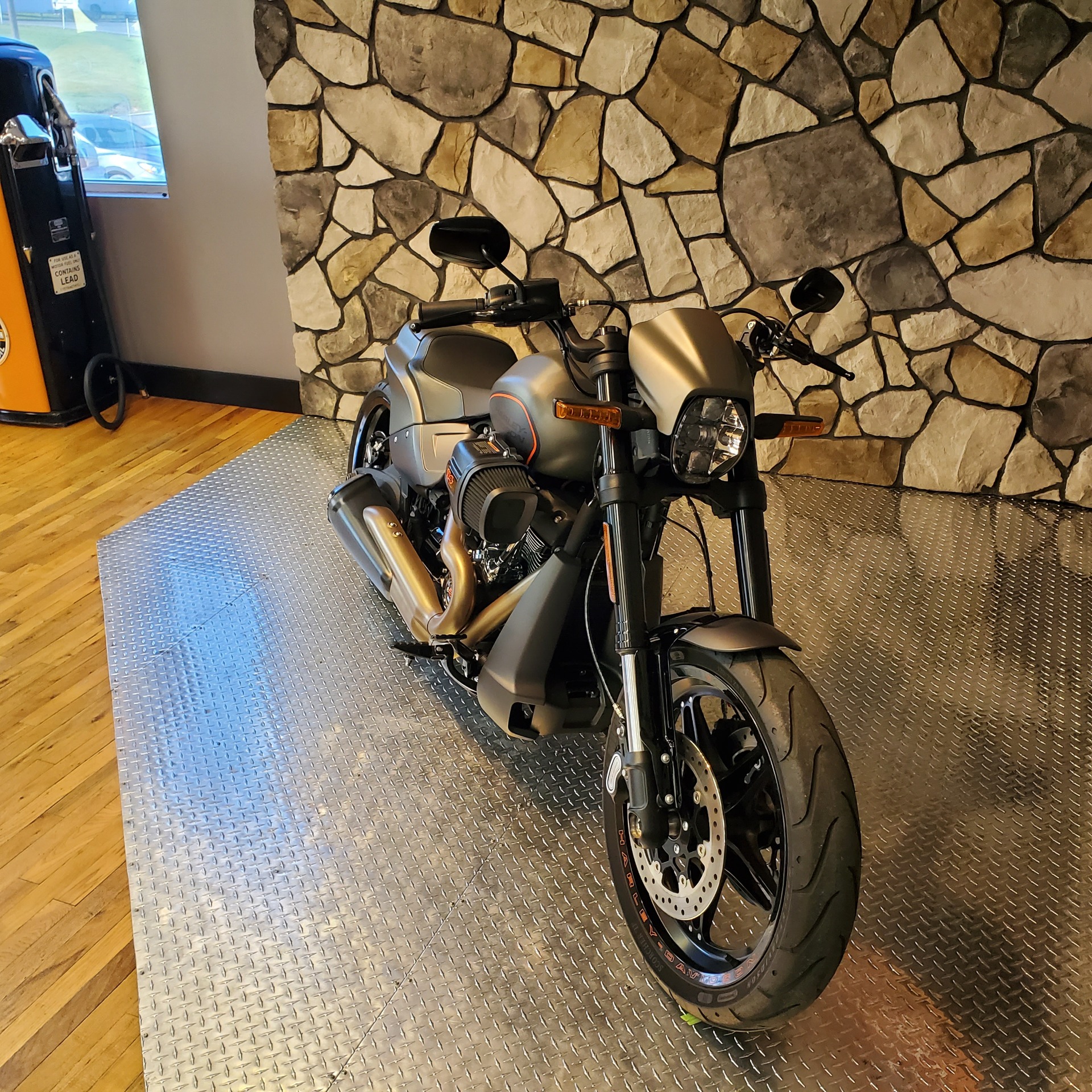 2019 Harley-Davidson FXDR™ 114 in Orange, Virginia - Photo 3