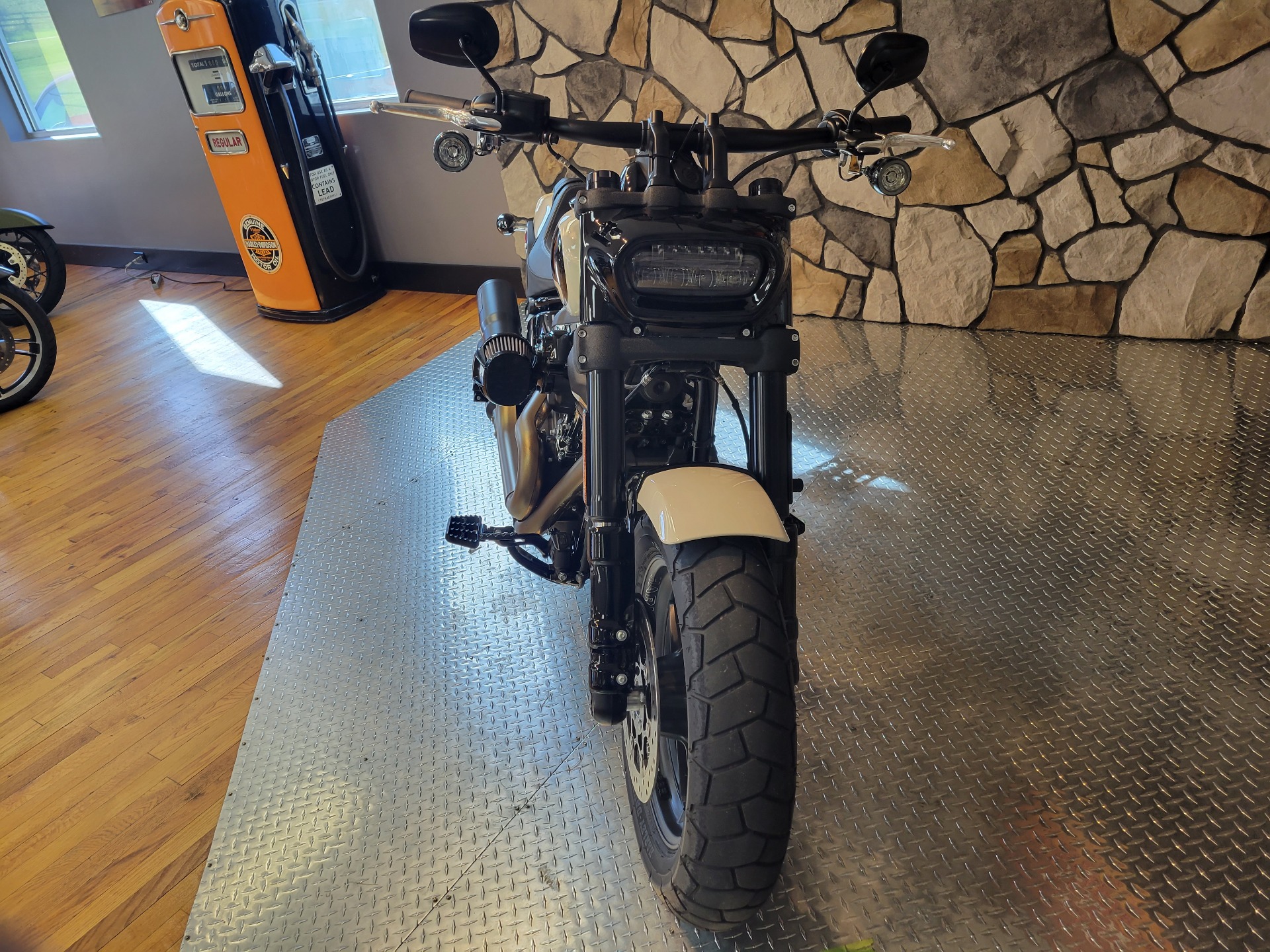 2022 Harley-Davidson Fat Bob® 114 in Orange, Virginia - Photo 3