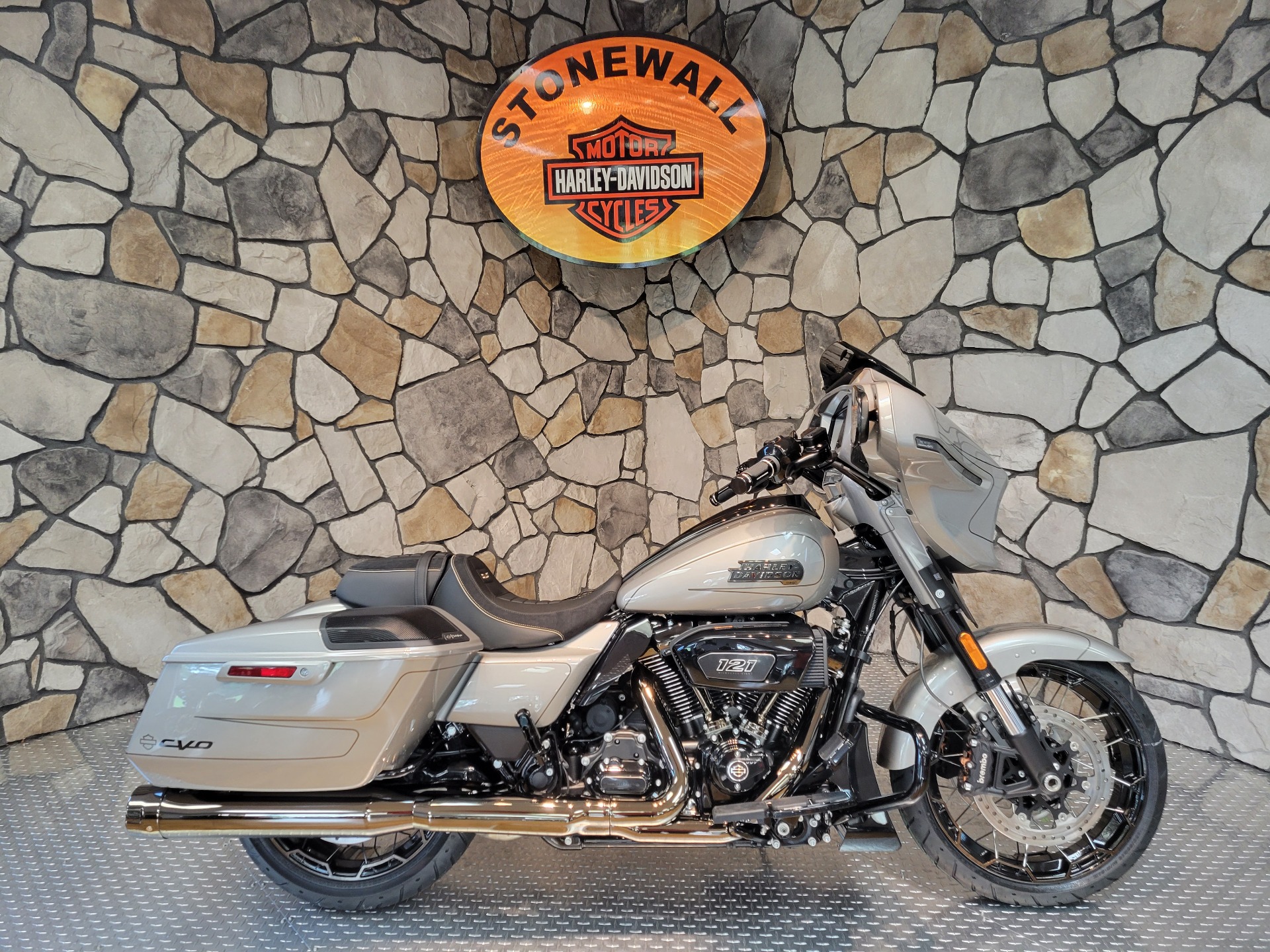 2023 Harley-Davidson CVO™ Street Glide® in Orange, Virginia - Photo 1