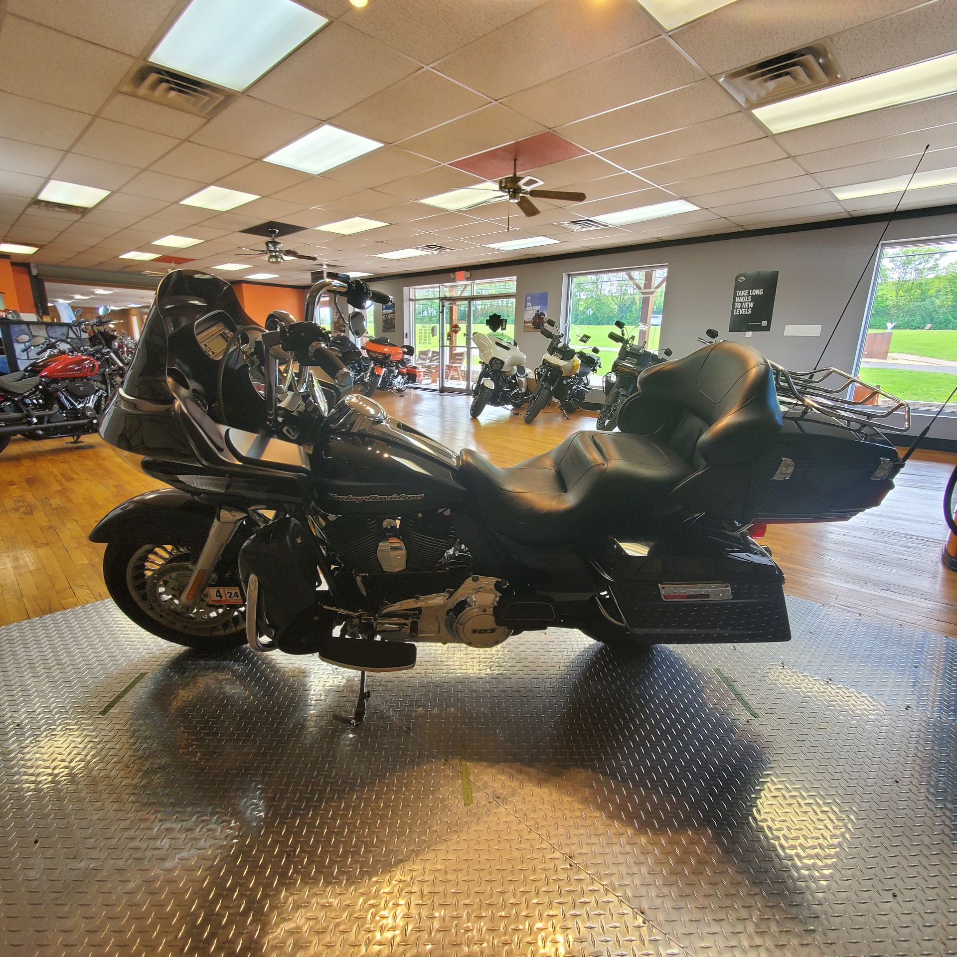 2013 Harley-Davidson Road Glide® Ultra in Orange, Virginia - Photo 4