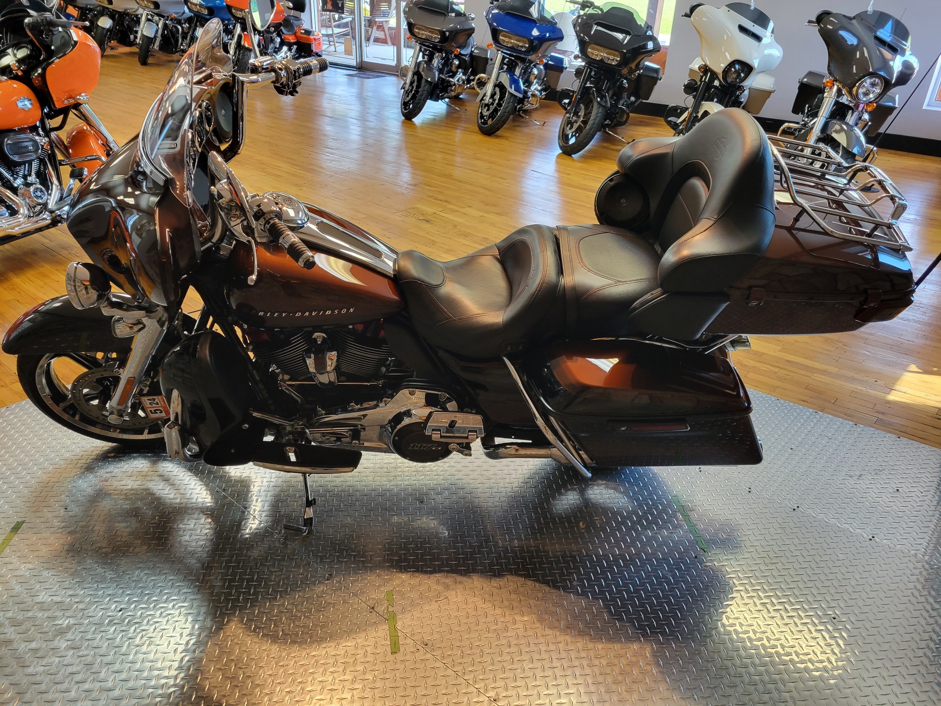 2019 Harley-Davidson CVO™ Limited in Orange, Virginia - Photo 4