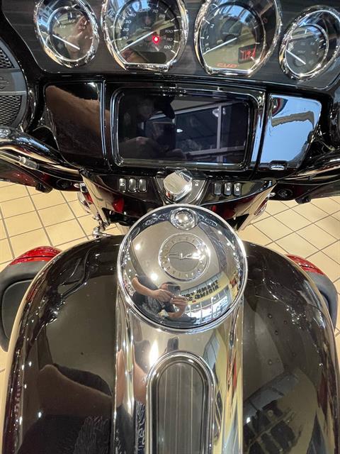 2022 Harley-Davidson CVO™ Tri Glide® in Dumfries, Virginia - Photo 16