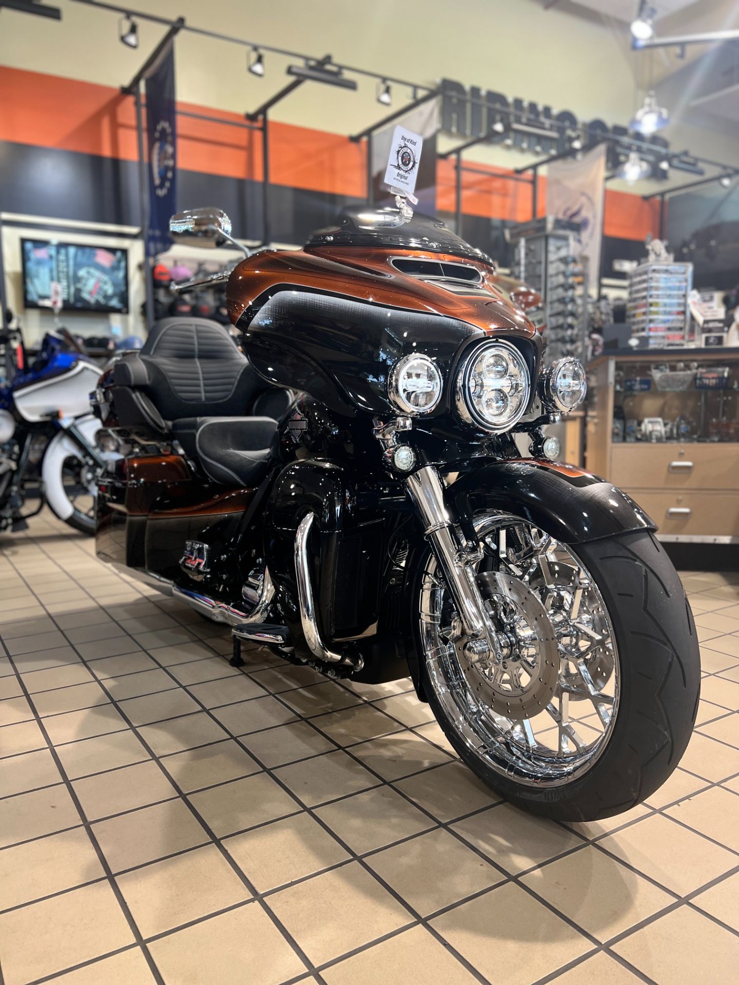 2022 Harley-Davidson ULTRA LIMITED CUSTOM in Dumfries, Virginia - Photo 5