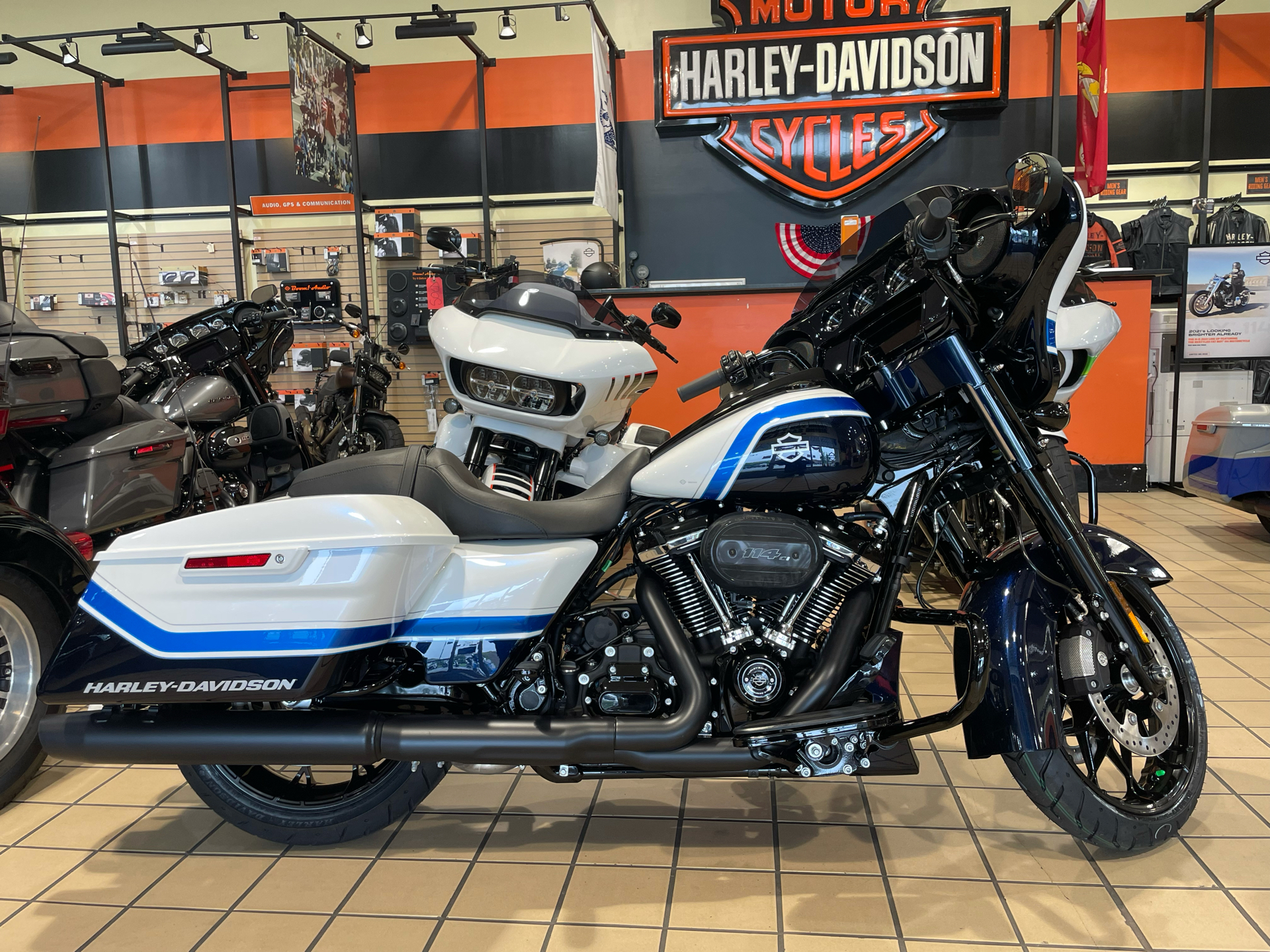 New 2021 Harley Davidson Street Glide Special Arctic Blast Black Pearl Option Motorcycles In Dumfries Va 653887