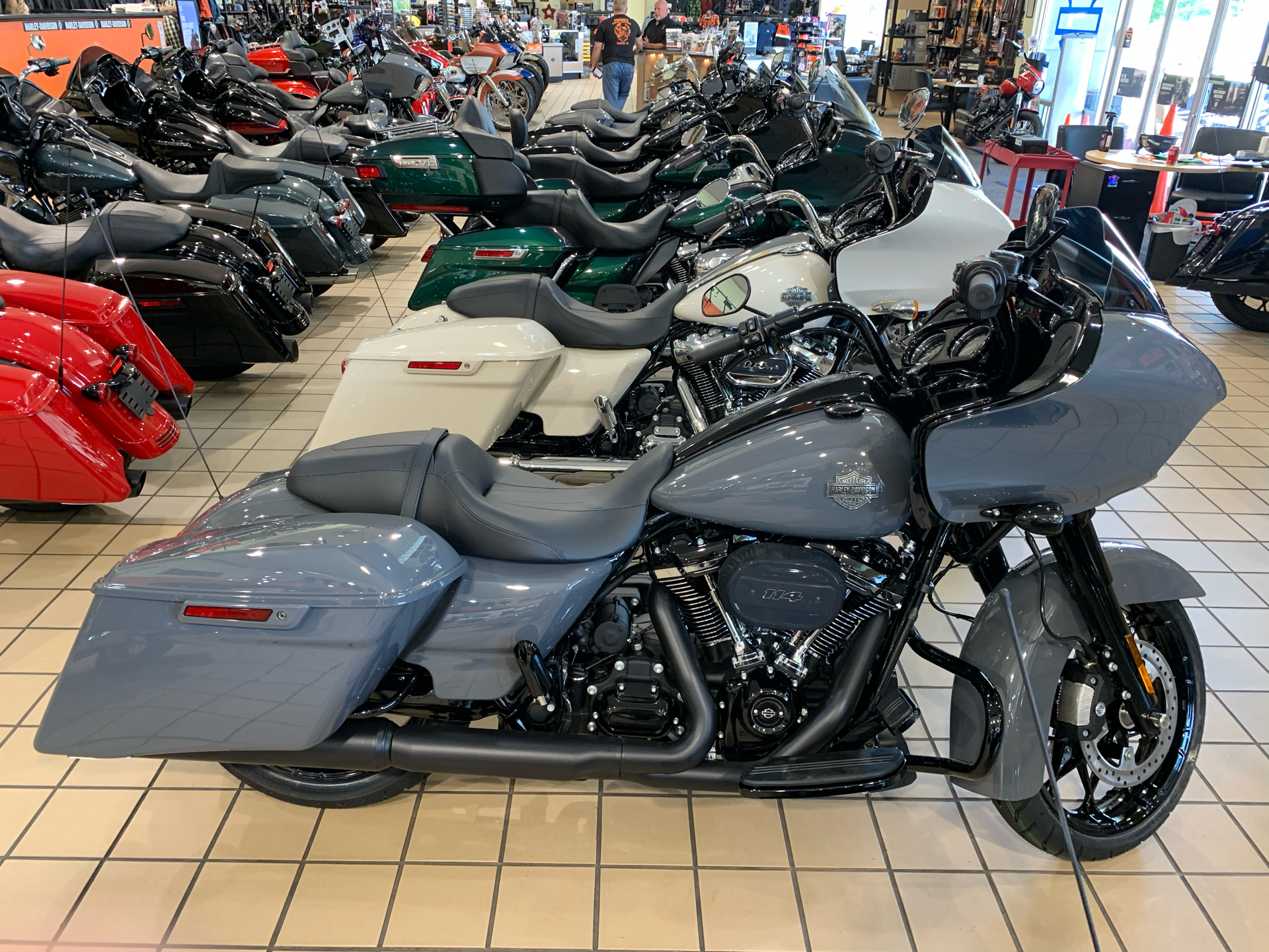 2022 Harley-Davidson FLTRXS in Dumfries, Virginia