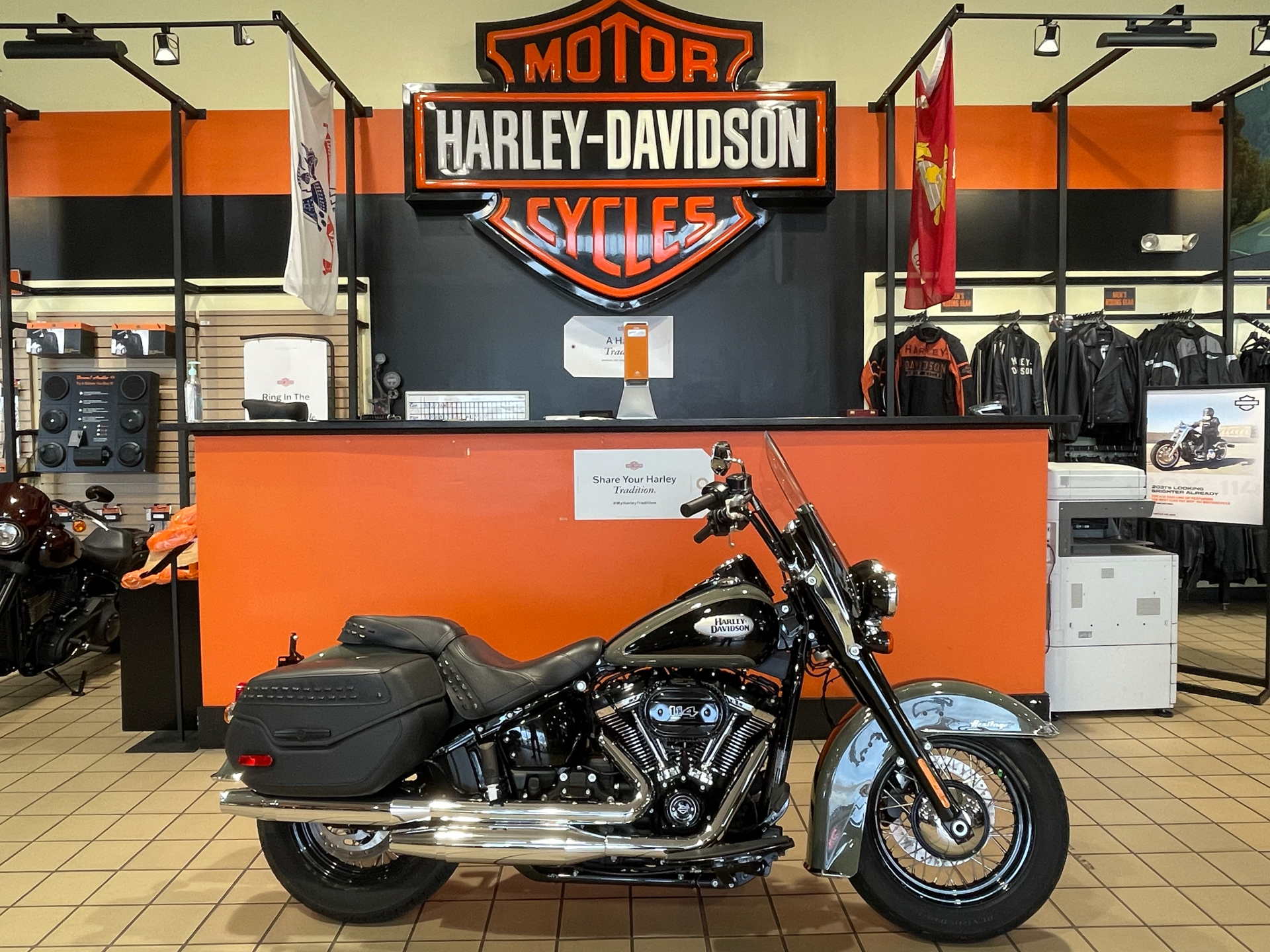 2021 Harley-Davidson Heritage Classic 114 in Dumfries, Virginia - Photo 1