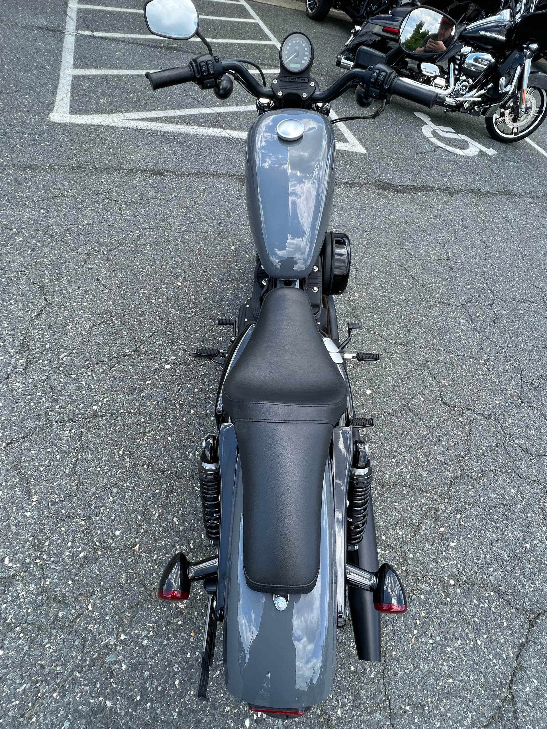 2020 Harley-Davidson Iron 883™ in Dumfries, Virginia - Photo 17