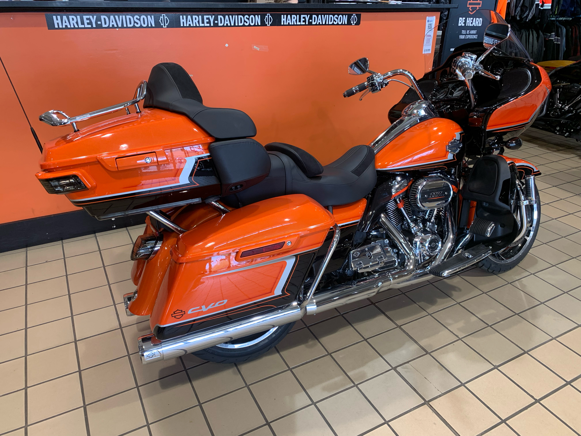 2022 Harley-Davidson CVO™ Road Glide® Limited in Dumfries, Virginia - Photo 3
