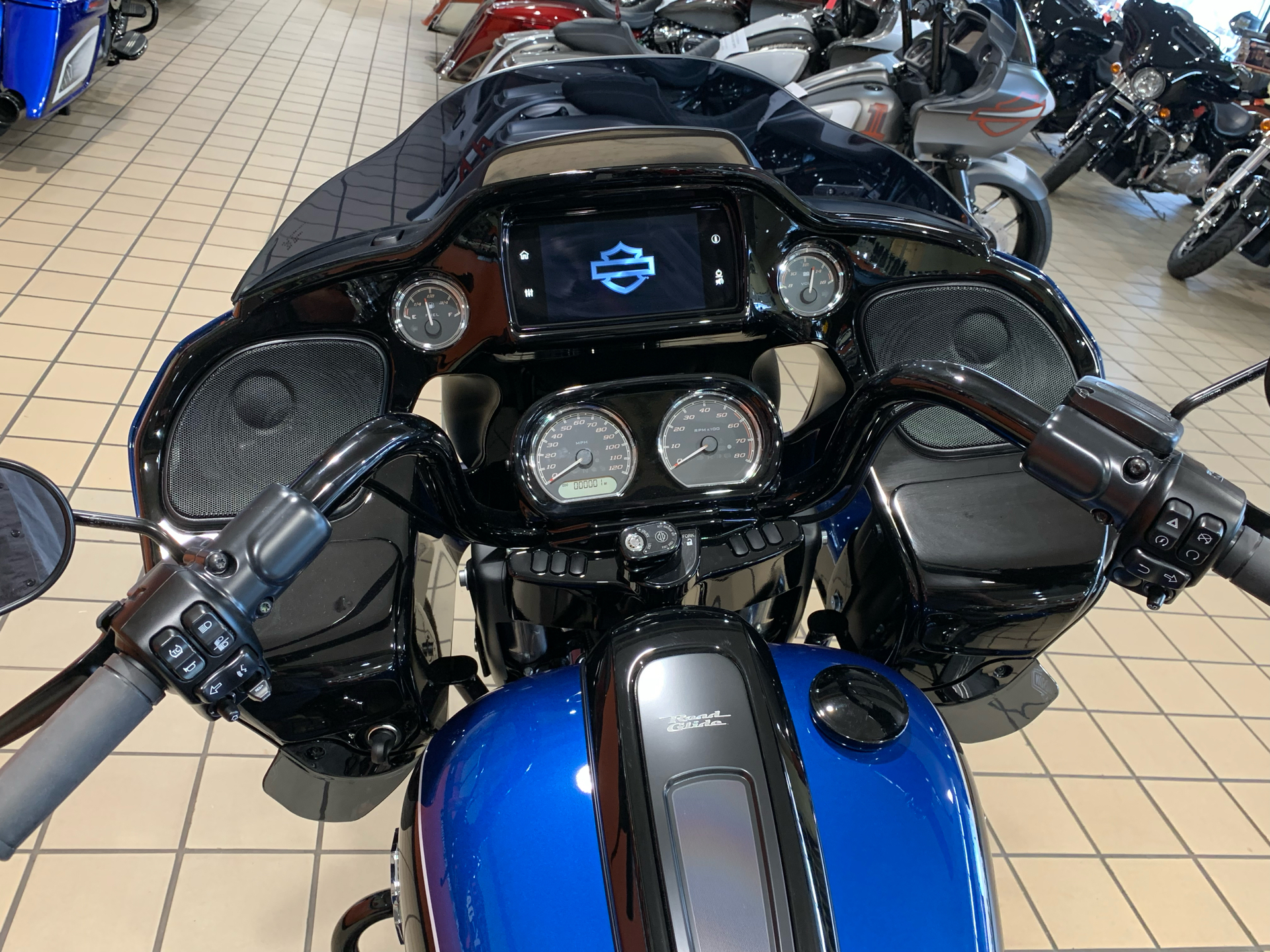 2022 Harley-Davidson ROAD GLIDE SPECIAL in Dumfries, Virginia - Photo 4